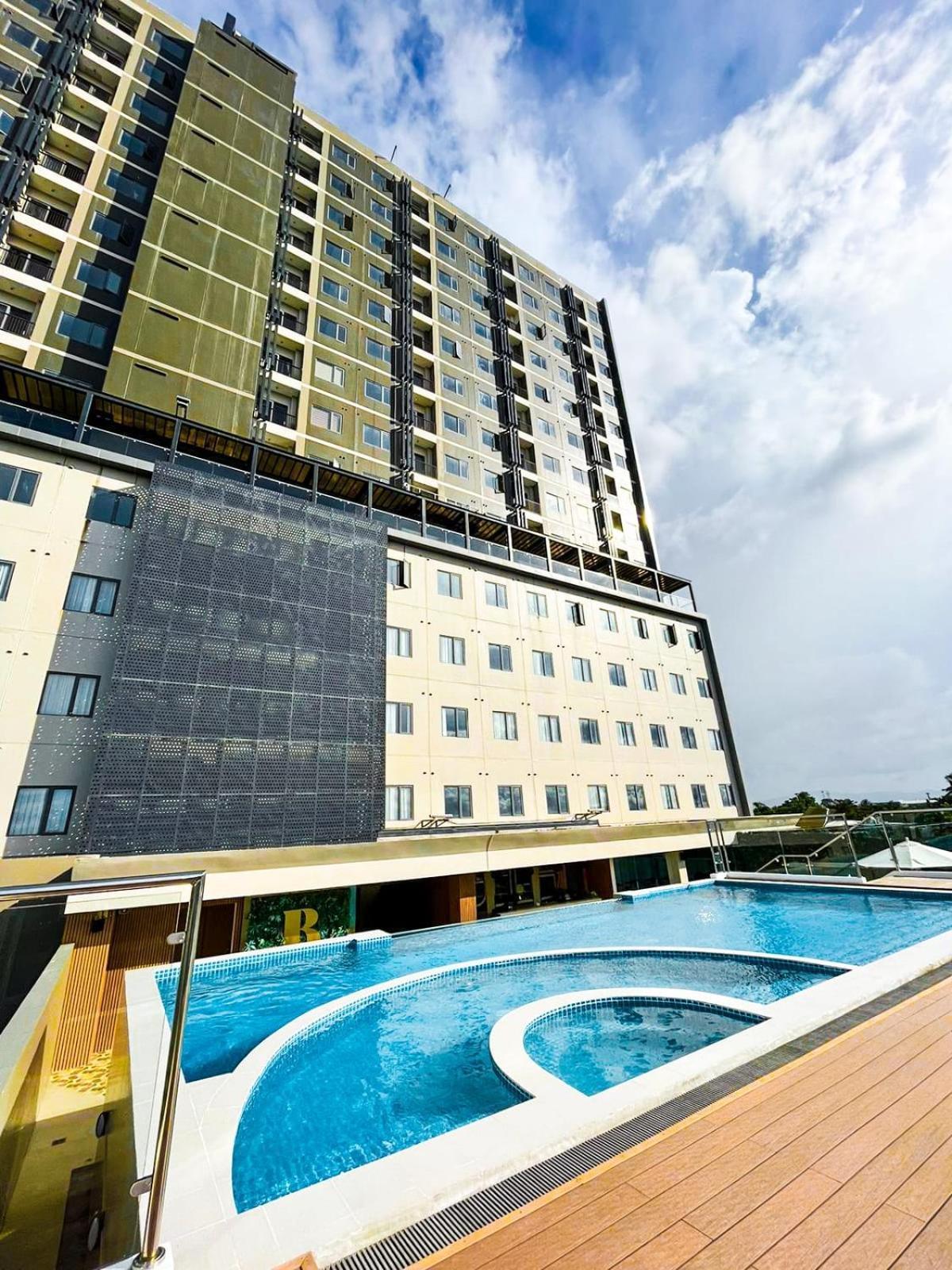Uma Hotel And Residences 나가 외부 사진